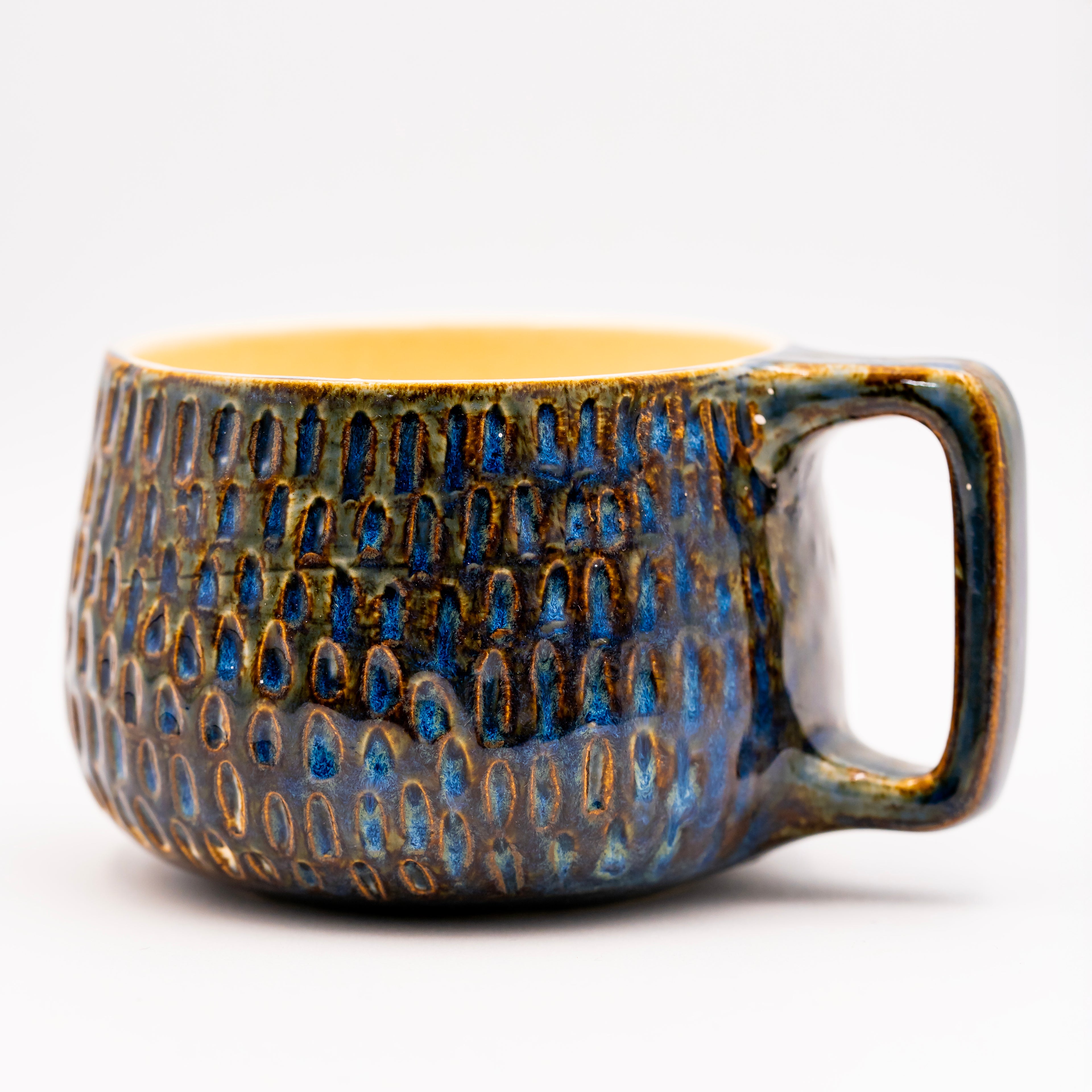 Metallic Groove Cup